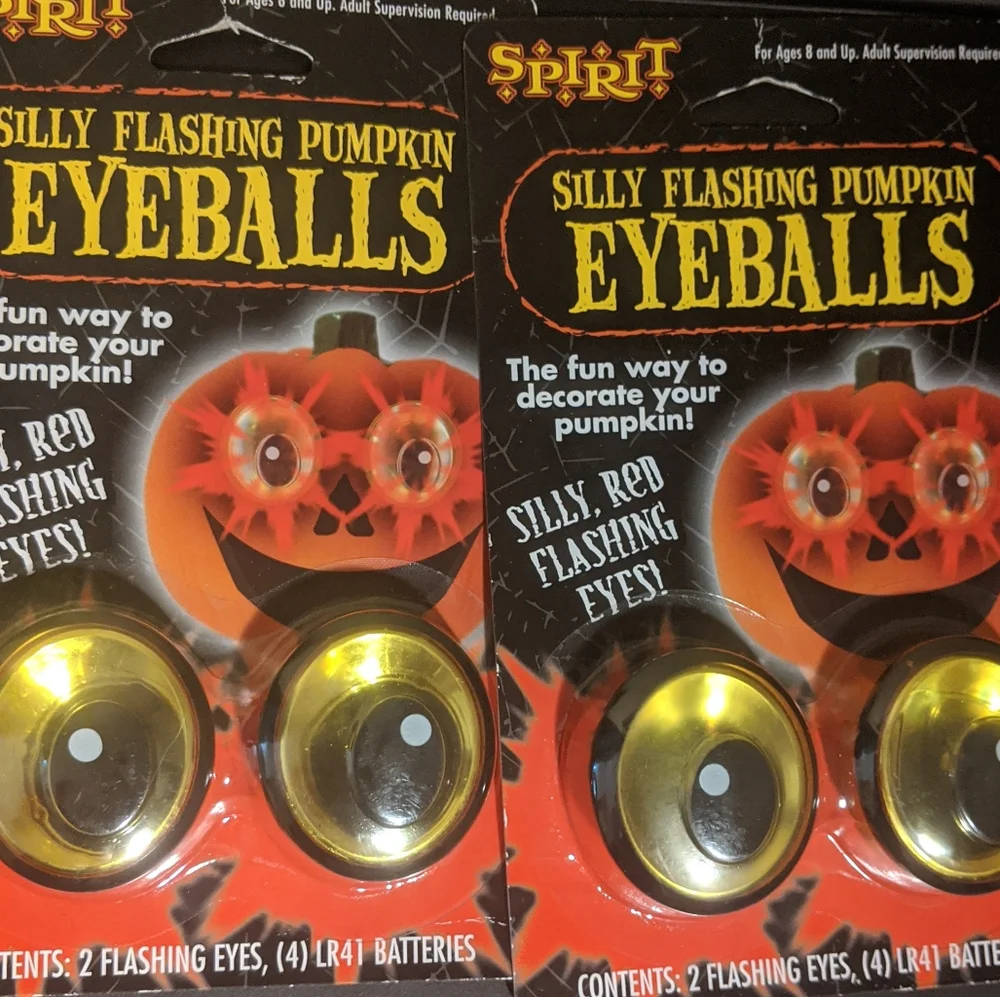 SALE 2 Sets Spirit Halloween Silly Flashing Red Pumpkin Carving Eyeballs